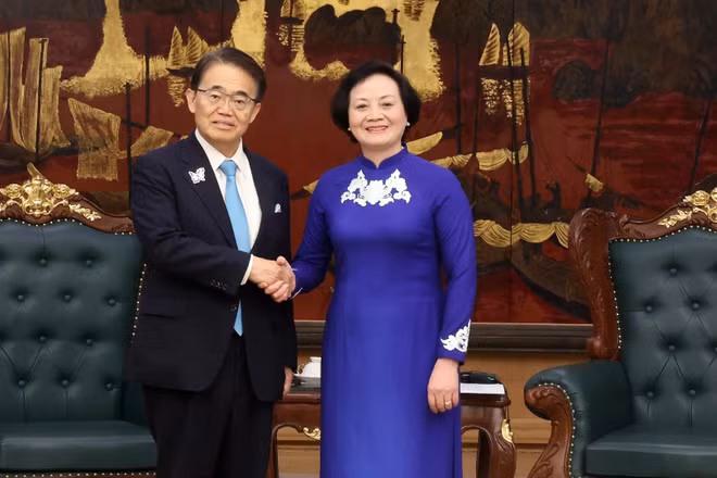 Phó Thủ tướng Phạm Thị Thanh Trà tiếp Thống đốc tỉnh Aichi (Nhật Bản) Omura Hideaki. (Ảnh: Lâm Khánh/TTXVN)