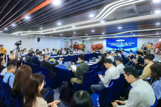 Hội thảo "An toàn dữ liệu tài chính trong kỷ nguyên AI"