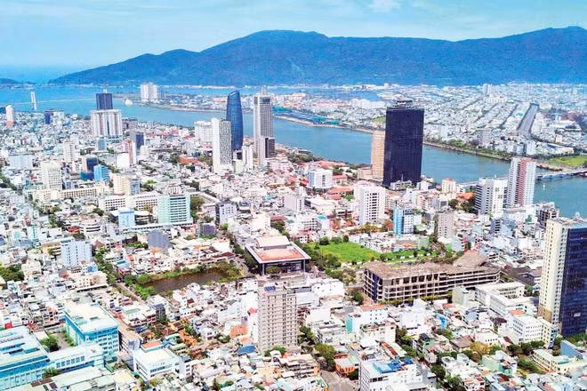 Trung tâm thành phố Đà Nẵng nhìn từ trên cao. (Ảnh: NGUYỄN THỊ ANH ĐÀO)