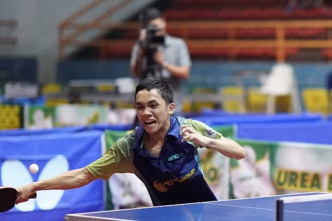 Nhà vô địch bóng bàn quốc gia 2025 Đinh Anh Hoàng.