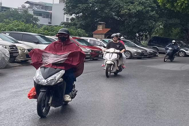 Dự báo khu vực Hà Nội ngày có mưa rải rác, đêm có mưa vài nơi. (Ảnh minh họa: Đ.T)