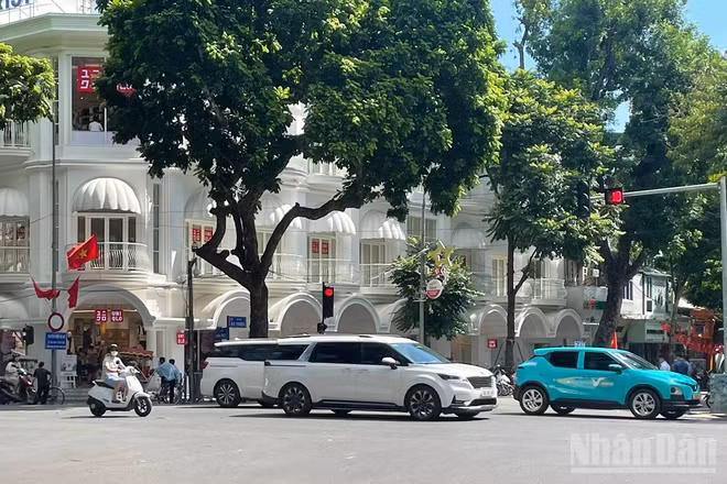 Dự báo khu vực Hà Nội có mây, ngày nắng, chiều tối và đêm có mưa rào và dông vài nơi. (Ảnh minh họa: Đ.T)