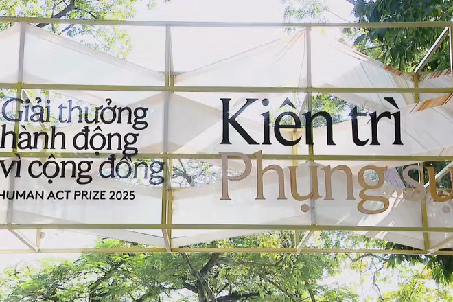 Những người giữ lửa phụng sự