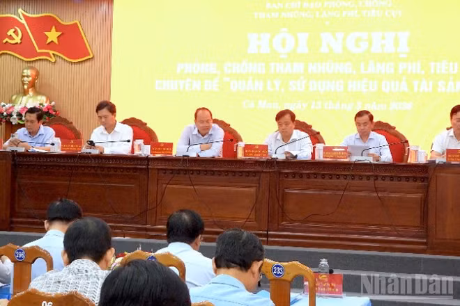 Quang cảnh Hội nghị chuyên đề “Quản lý, sử dụng hiệu quả tài sản công” tại Cà Mau.
