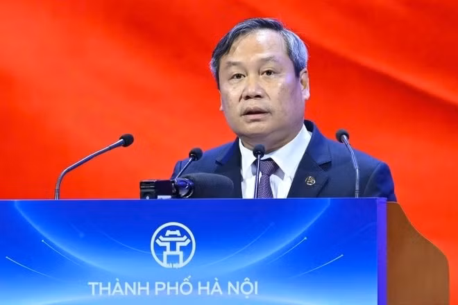 Chủ tịch Ủy ban nhân dân thành phố Hà Nội Vũ Đại Thắng phát biểu tại hội nghị. (Ảnh: THỦY NGUYÊN)