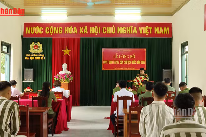 [Video] Phú Thọ: Công bố quyết định đặc xá cho phạm nhân