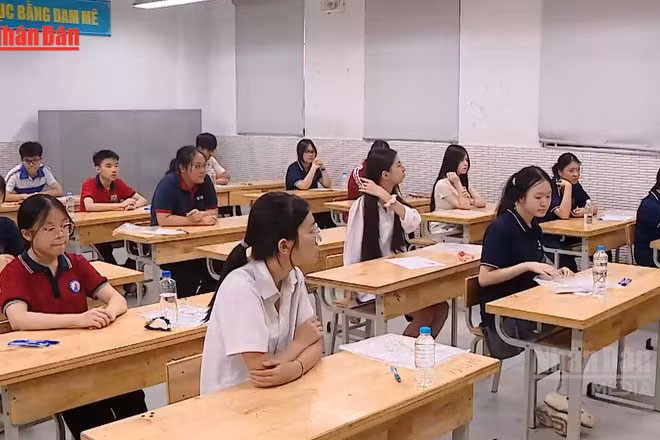 [Video] Bộ Giáo dục và Đào tạo công bố đáp án các môn thi tốt nghiệp THPT năm 2026