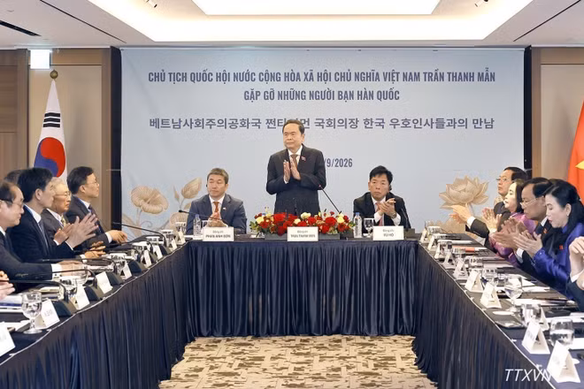 Chủ tịch Quốc hội Trần Thanh Mẫn phát biểu tại cuộc gặp gỡ những người bạn Hàn Quốc. (Ảnh: Doãn Tấn/TTXVN)