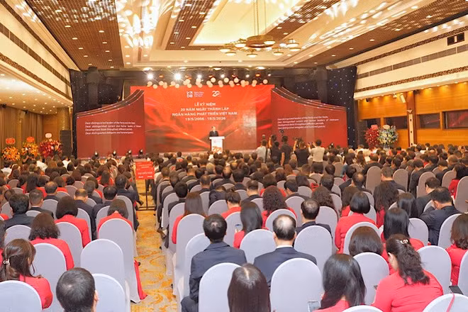 Toàn cảnh Lễ kỷ niệm 20 năm thành lập Ngân hàng Phát triển Việt Nam.