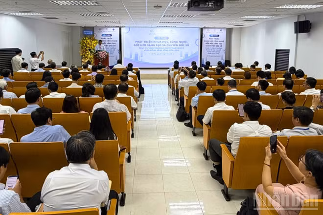 Quang cảnh hội thảo. (Ảnh: VĂN ÚT)