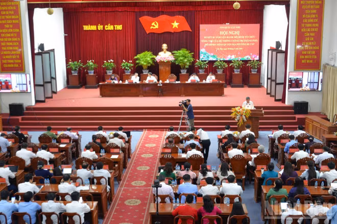 Quang cảnh hội nghị.