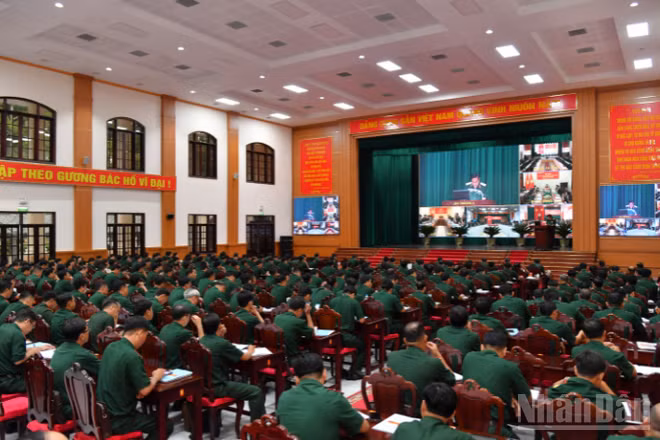 Quang cảnh hội nghị.