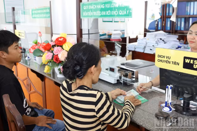 Phường Đại Thành là một trong các địa phương tiên phong giải ngân vốn vay đối với người sau cai nghiện ma túy.