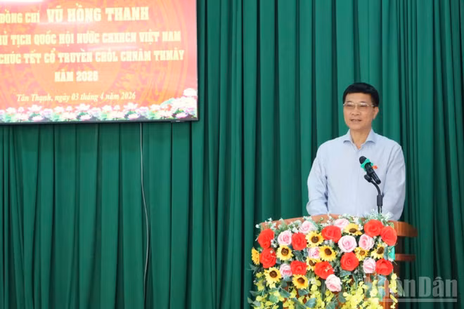 Phó Chủ tịch Quốc hội Vũ Hồng Thanh phát biểu tại buổi lễ.