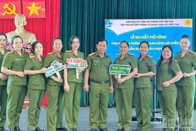 Lễ ra mắt mô hình “Phụ nữ Văn phòng Cơ quan Cảnh sát điều tra - Gần dân, vì nhân dân phục vụ”.