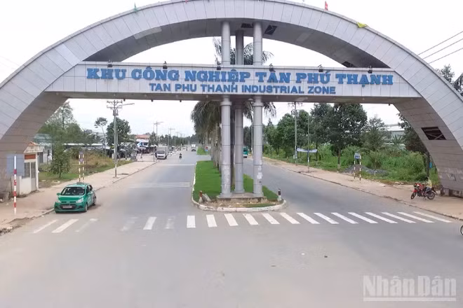 Khu công nghiệp Tân Phú Thạnh, thành phố Cần Thơ. (Ảnh: VĂN ÚT)