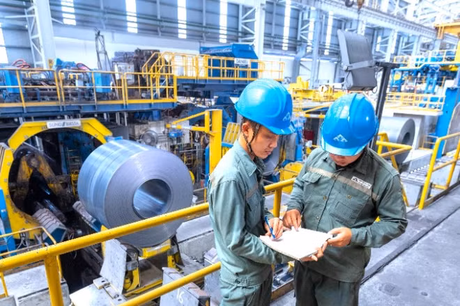 Trong kỷ nguyên mới, doanh nghiệp được xác định là lực lượng trung tâm, đóng vai trò dẫn dắt quá trình chuyển đổi mô hình tăng trưởng dựa trên chất lượng và các yếu tố bền vững.