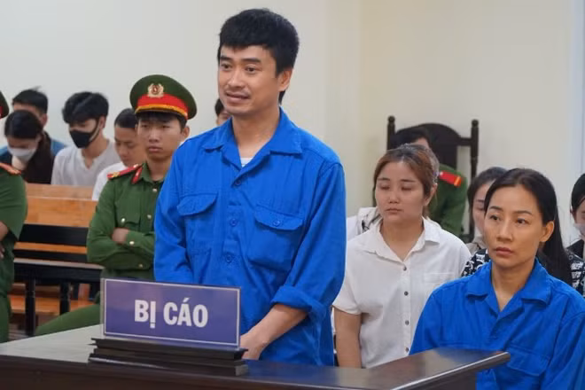 Bị cáo Phan Quốc Việt tại phiên tòa sơ thẩm.