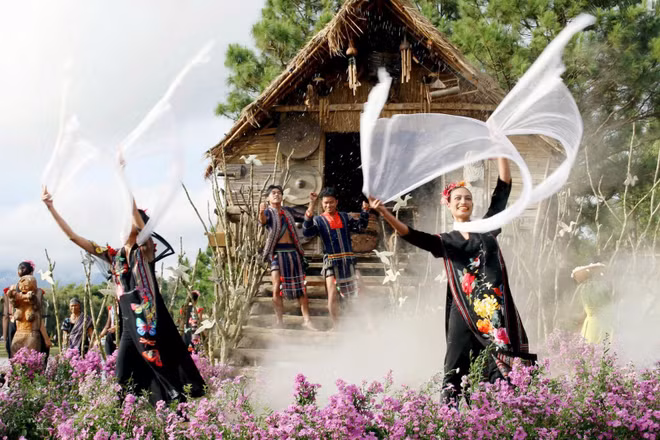 Tiềm năng di sản văn hóa là nền tảng để Lâm Đồng phát triển du lịch văn hóa.