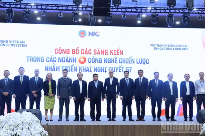 Các đại biểu tại diễn đàn. (Ảnh: HNV)