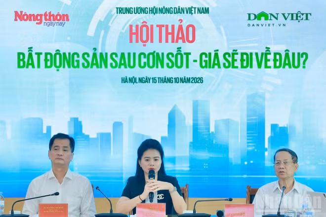 Hội thảo quy tụ đại diện cơ quan quản lý Nhà nước, hiệp hội, chuyên gia kinh tế, đơn vị nghiên cứu thị trường và doanh nghiệp phát triển dự án. (Ảnh: KHỔNG CHÍ)