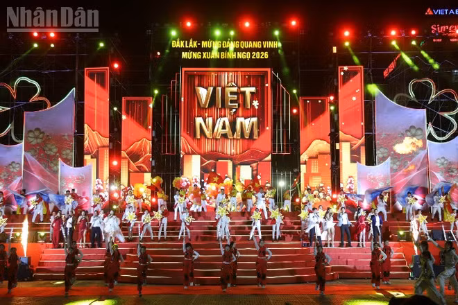 Chương trình nghệ thuật đặc sắc đêm Giao thừa đón Tết Nguyên đán Bính Ngọ 2026 với chủ đề “Đắk Lắk-Đại ngàn và biển lớn, khát vọng vươn xa”.