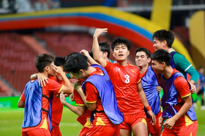 Trực tiếp SEA Games 33 ngày 18/12: Lội ngược dòng trước đội chủ nhà, U22 Việt Nam giành HCV đầy cảm xúc