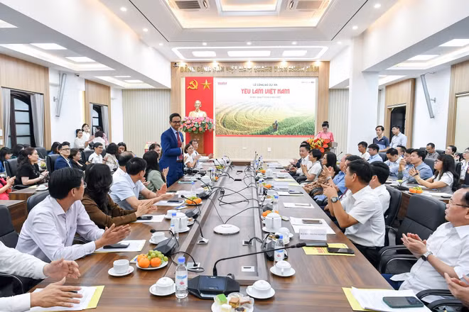 Dự án Yêu lắm Việt Nam nhằm quảng bá những danh thắng của đất nước đến bạn bè quốc tế. Ảnh: Báo Nhân Dân.