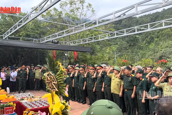 [Video] Tháng Bảy tri ân các Anh hùng liệt sĩ nơi biên cương Vị Xuyên
