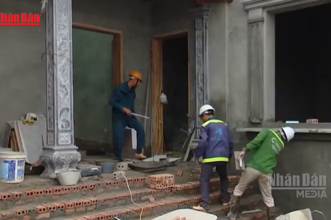 [Video] Hà Nội thí điểm miễn giấy phép xây dựng nhà ở riêng lẻ tại 126 xã, phường