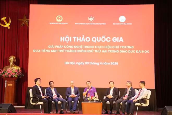 Các đại biểu thảo luận tại hội thảo.