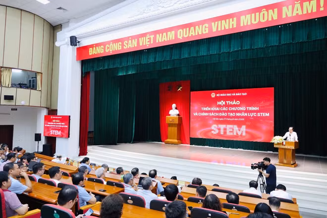 Quang cảnh hội thảo.