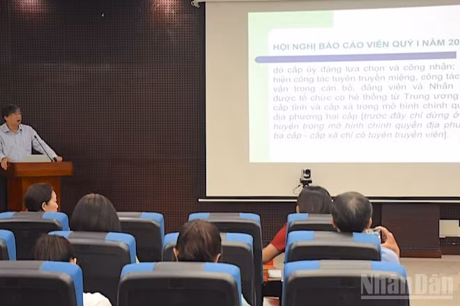 Nhiều chuyên đề quan trọng được các báo cáo viên trình bày tại hội nghị.