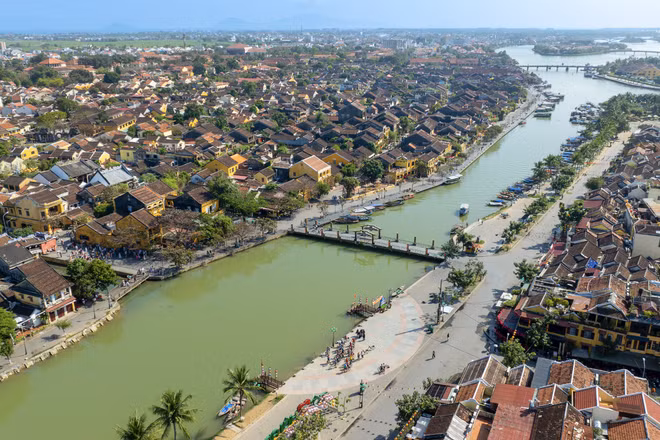 Di sản Văn hóa thế giới Phố cổ Hội An, thành phố Đà Nẵng nhìn từ trên cao. (Ảnh: NGUYỄN ANH CƯỜNG) 