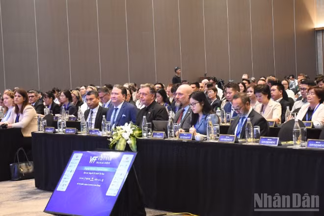 Các đại biểu tham dự khai mạc Diễn đàn Tài chính Việt Nam 2026. (Ảnh: ANH ĐÀO)
