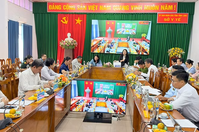 Quang cảnh hội nghị. 