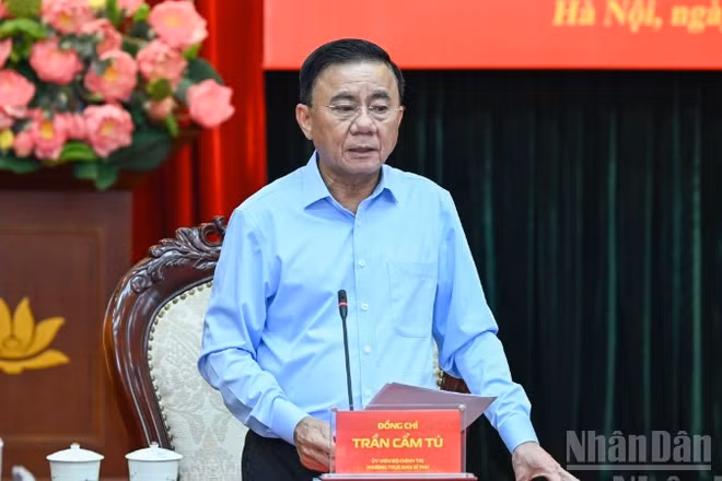 Đồng chí Trần Cẩm Tú, Ủy viên Bộ Chính trị, Thường trực Ban Bí thư. (Ảnh: DUY LINH)
