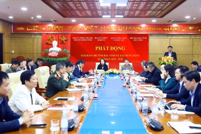 Quang cảnh Lễ phát động Giải Báo chí tỉnh Bắc Ninh về xây dựng Đảng, giai đoạn 2025-2030.