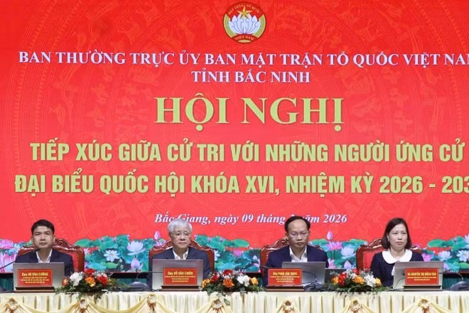 Đồng chí Đỗ Văn Chiến và các ứng cử viên Đại biểu Quốc hội khóa XVI, nhiệm kỳ 2026-2031 tại đơn vị bầu cử số 3, tỉnh Bắc Ninh.
