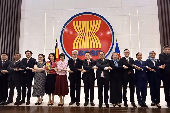 Ảnh tư liệu: Thủ tướng Timor Lesste Xaxana Gusmao thăm và phát biểu chính sách lần đầu tại Trụ sở ASEAN ở Jakarta (Indonesia) kể từ khi quốc gia này trở thành thành viên thứ 11 của Hiệp hội. Ảnh: TTXVN.