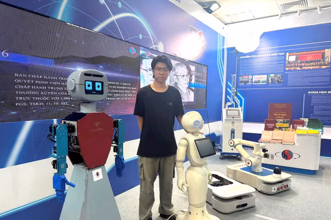 Trưng bày các sản phẩm công nghệ của Viện Hàn lâm Khoa học và Công nghệ Việt Nam.