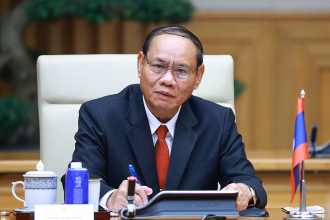 Đồng chí Vilay Lakhamphong, Ủy viên Bộ Chính trị, Thường trực Ban Bí thư Trung ương Đảng Nhân dân Cách mạng Lào. (Ảnh: BNG