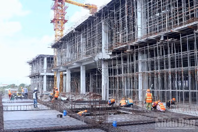 Công trình xây dựng bệnh viện 1.200 giường đang đẩy nhanh tiến độ, cũng là nơi tập trung nhiều vốn đầu tư công năm 2026 tại Cà Mau. 
