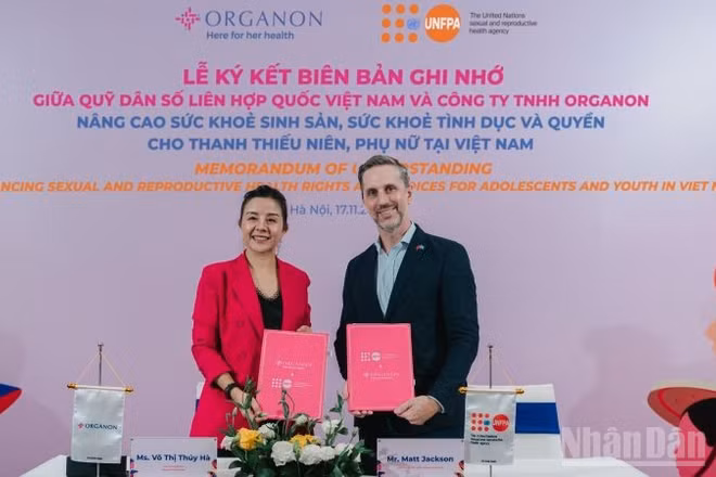 Sự kiện nhấn mạnh vai trò quan trọng của việc tiếp cận thông tin trong việc giúp thanh thiếu niên đưa ra quyết định sáng suốt về cơ thể, sức khỏe và tương lai của họ. (Ảnh: HNV)