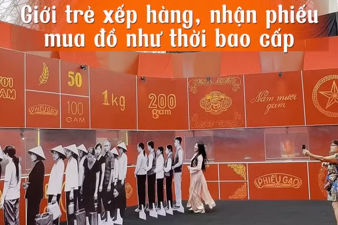 Xếp hàng, mua đồ như thời Bao cấp tại triển lãm 80 năm Thành tựu đất nước