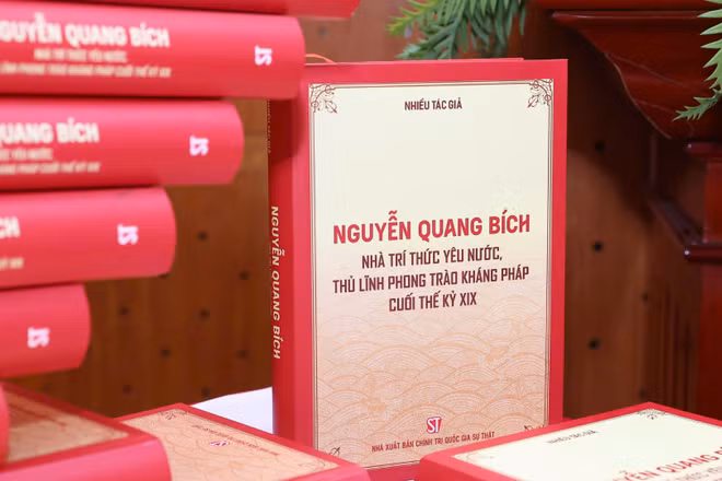 Ra mắt sách về nhà trí thức yêu nước Nguyễn Quang Bích