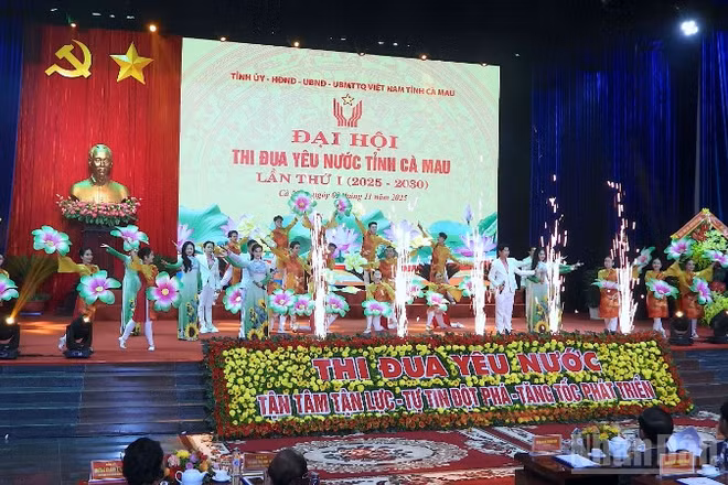 Văn nghệ chào mừng Đại hội Thi đua yêu nước tỉnh Cà Mau lần thứ I, giai đoạn 2025-2030.