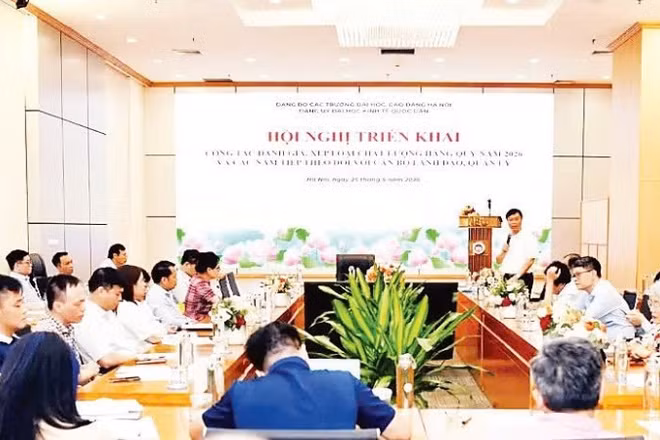 Đảng ủy Đại học Kinh tế quốc dân tổ chức hội nghị triển khai công tác đánh giá, xếp loại chất lượng hằng quý năm 2026 và các năm tiếp theo đối với cán bộ lãnh đạo, quản lý (Ảnh: BAN TỔ CHỨC)