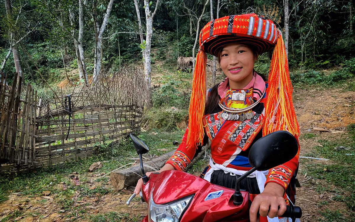 Phụ nữ Pà Thẻn. (Ảnh: TRẦN THÀNH ĐẠT) Phụ nữ Pà Thẻn. (Ảnh: TRẦN THÀNH ĐẠT)