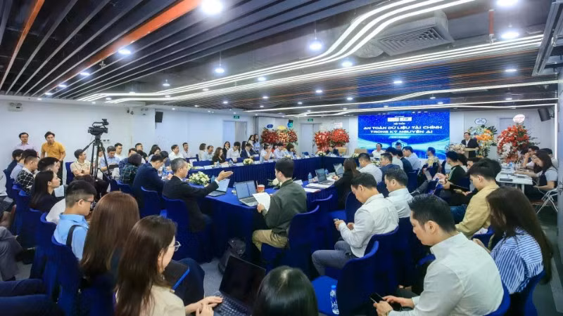 Hội thảo "An toàn dữ liệu tài chính trong kỷ nguyên AI"